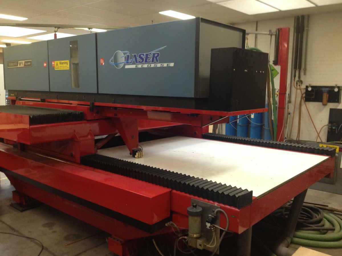 laser cutting system lcs 220 elcede with ferranti 1000 watt